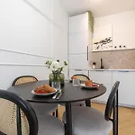 Apartment Lukier Muse- Centrum - Mikolowska - Free Garage - Self Check-in *