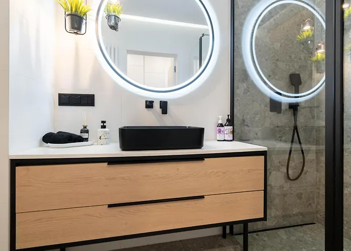 Lukier Muse- Centrum - Mikolowska - Free Garage - Self Check-in Apartmán Katovice